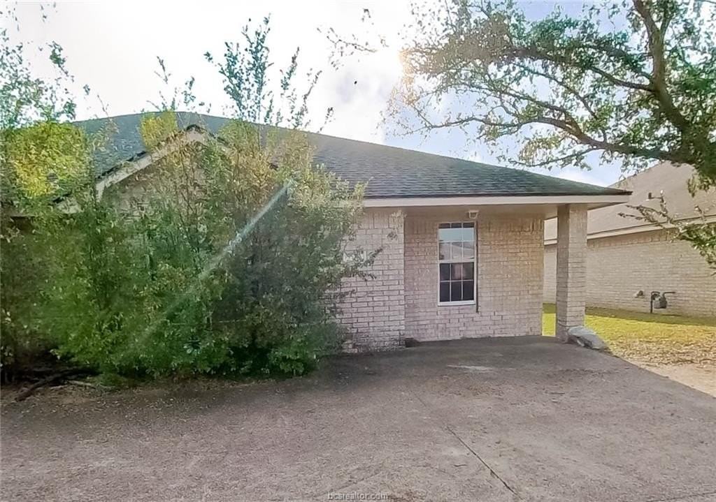 2304 Antelope Ln - Photo 3 of 6