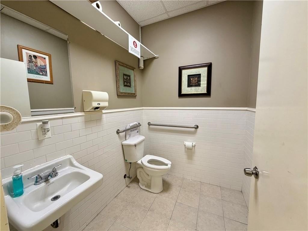 8502 4th Ave - Photo 4 of 4