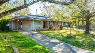 9720 Brooks Ln - Photo 1 of 1