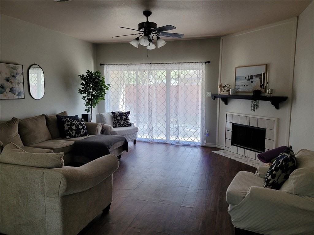 7021 Mansfield Dr - Photo 3 of 7