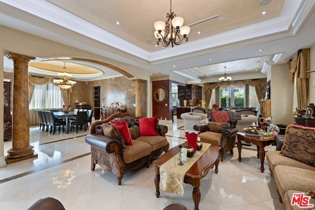 2023 Parnell Ave - Photo 6 of 50