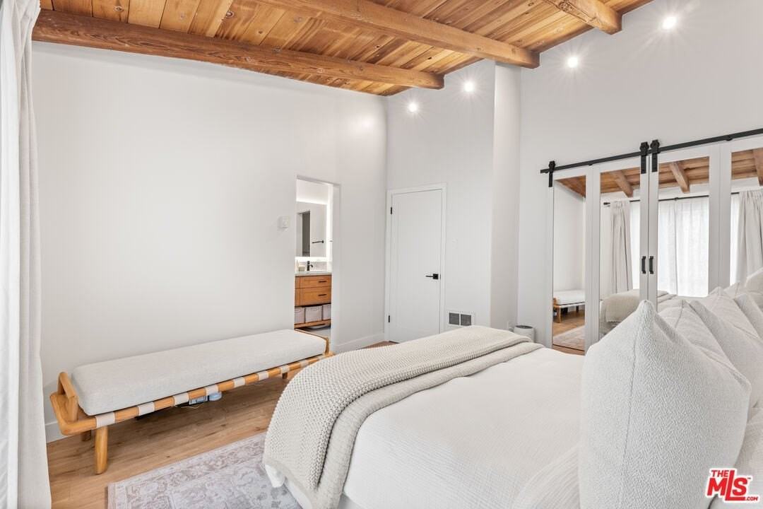 621 California Ave Apt 2 #2 - Photo 7 of 12