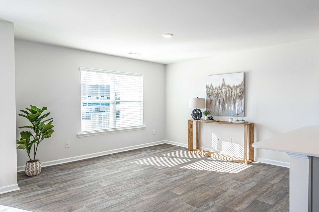 207 Maddow Drive - 1 #1 - Photo 4 of 30