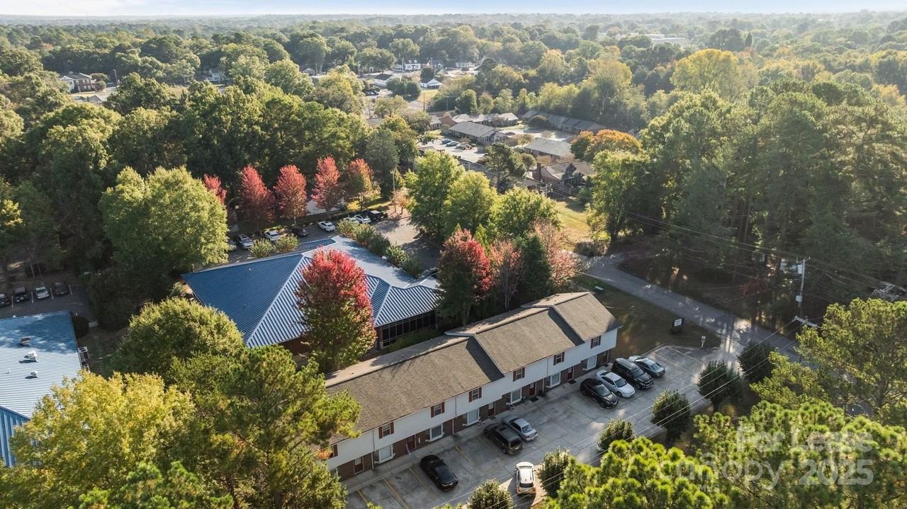 1614 Bradford Ct - Photo 5 of 5