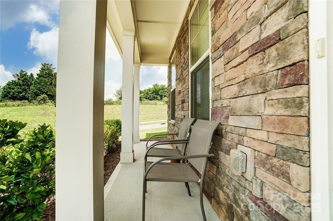 9107 Bluefield St - Photo 6 of 43