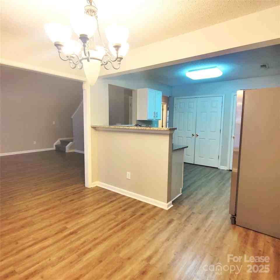 6134 Patric Alan Ct - Photo 4 of 22