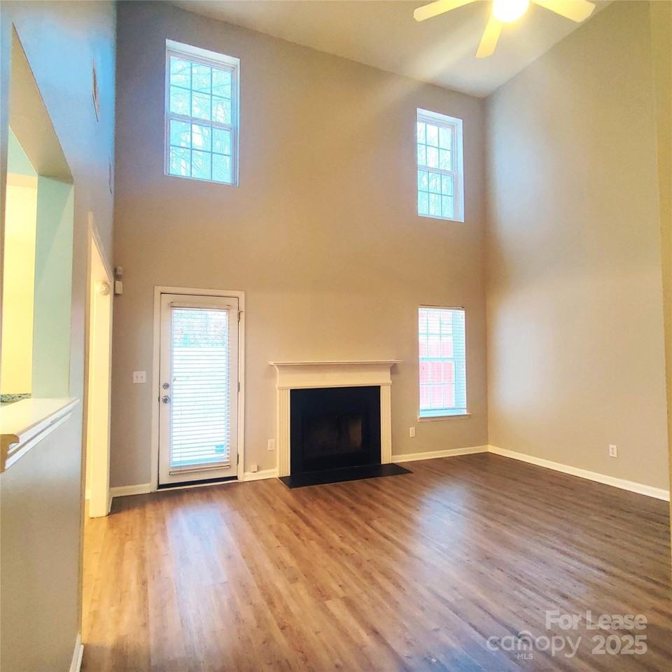 6134 Patric Alan Ct - Photo 6 of 22