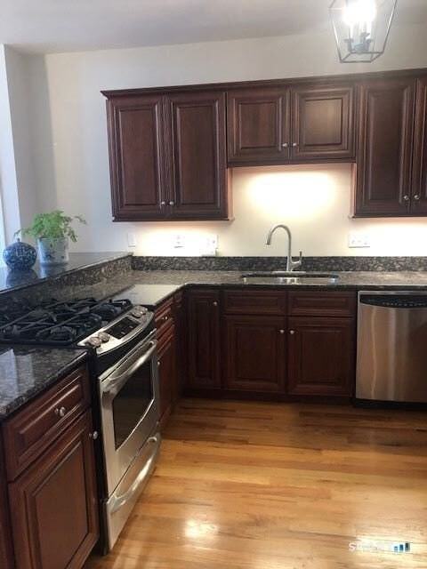 1 Indian Neck Ave #13 - Photo 2 of 13