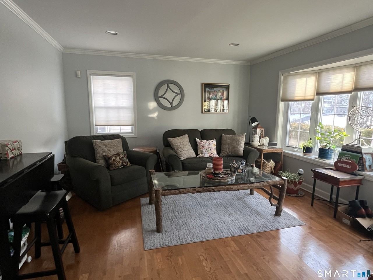 55 Rolling Wood Dr - Photo 3 of 15