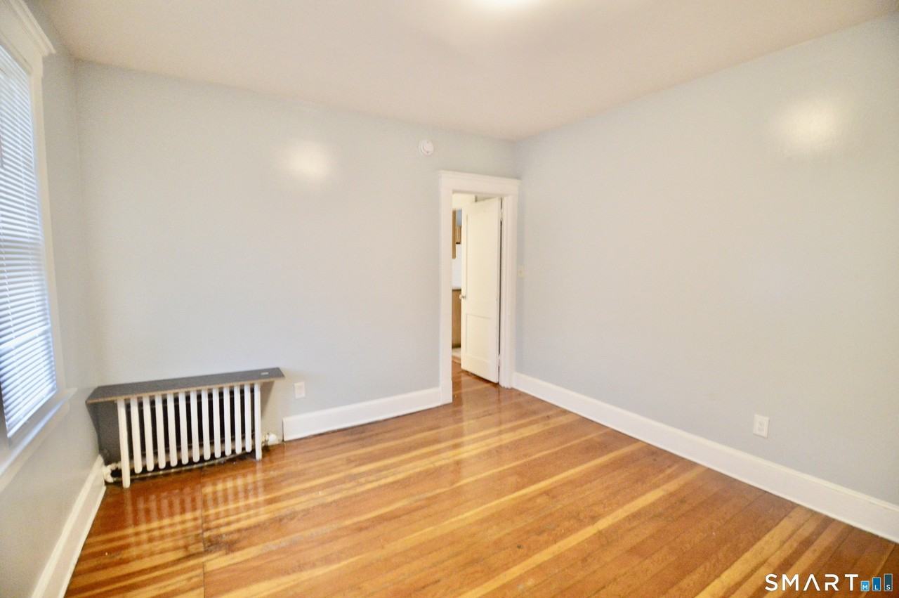 994 Campbell Ave - Photo 7 of 13