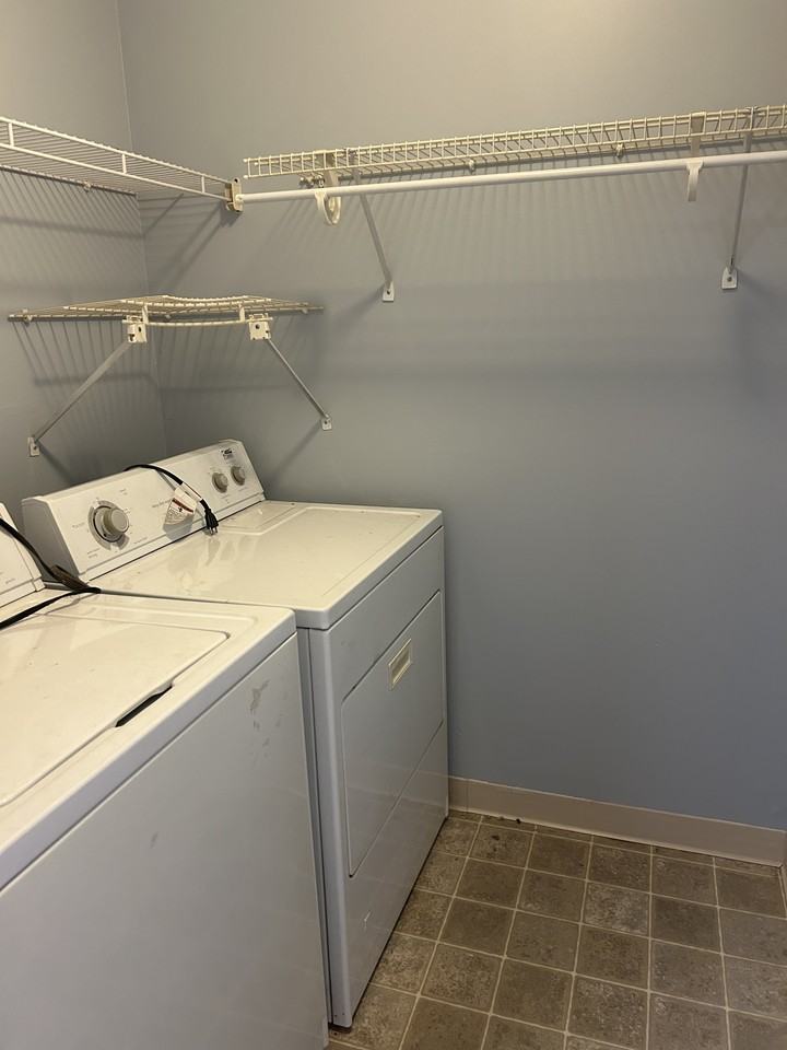 801 Waters Edge Dr #1 - Photo 6 of 7