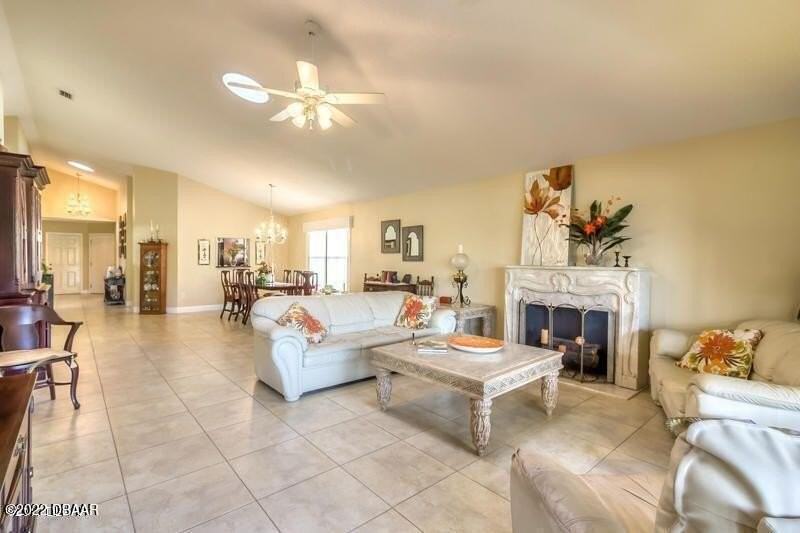 906 Smokerise Blvd - Photo 3 of 15