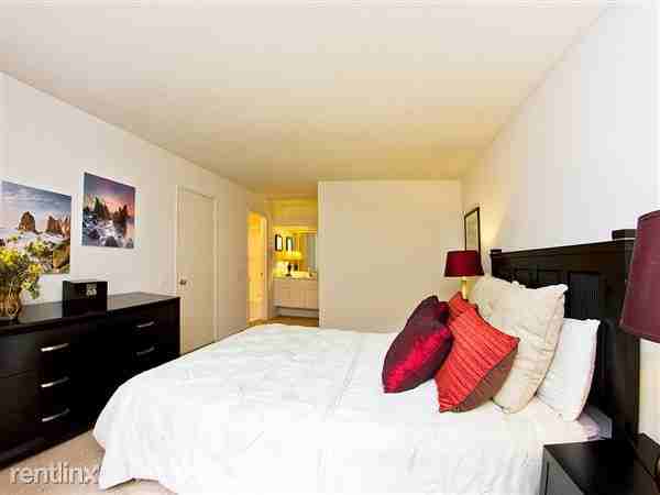 Topeka & Austin - Photo 2 of 50