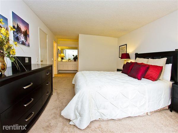 Topeka & Austin - Photo 3 of 50