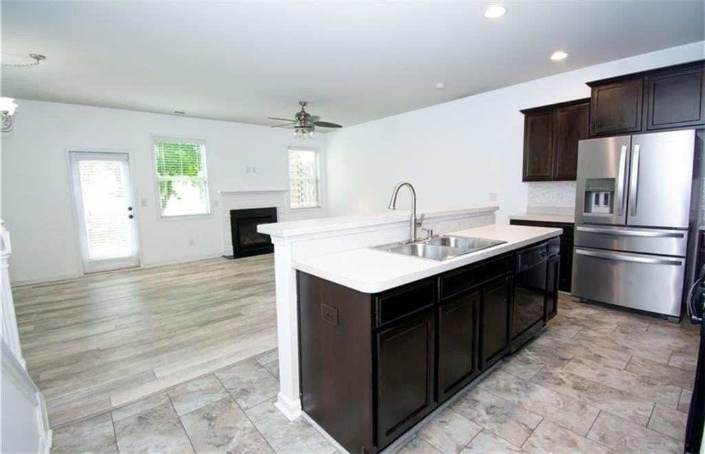 162 Townview Dr - Photo 2 of 19