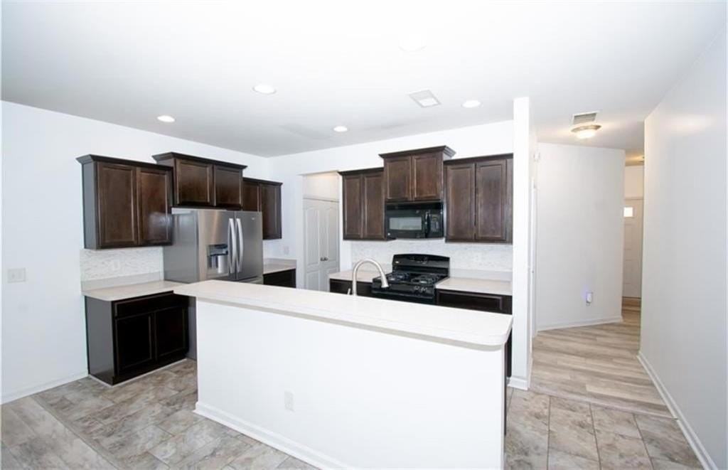 162 Townview Dr - Photo 3 of 19