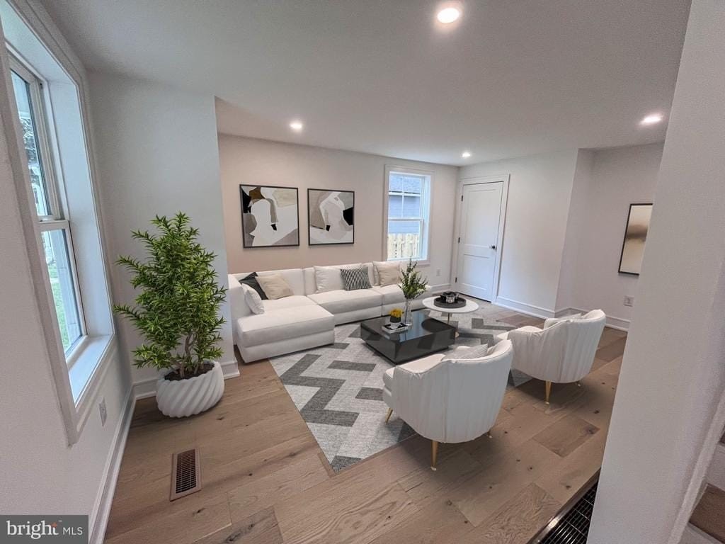 625 Conestoga Rd - Photo 5 of 30