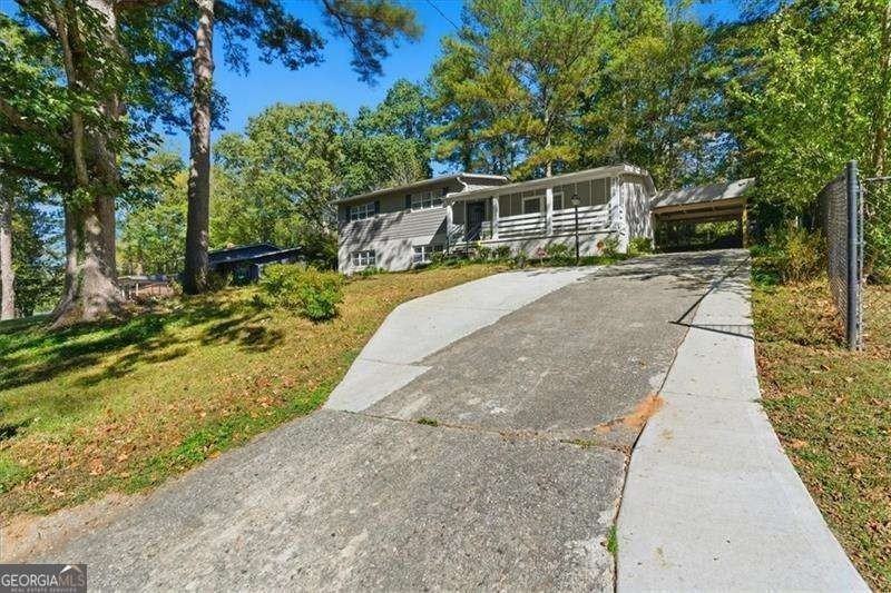 3268 Briarwood Blvd - Photo 3 of 25