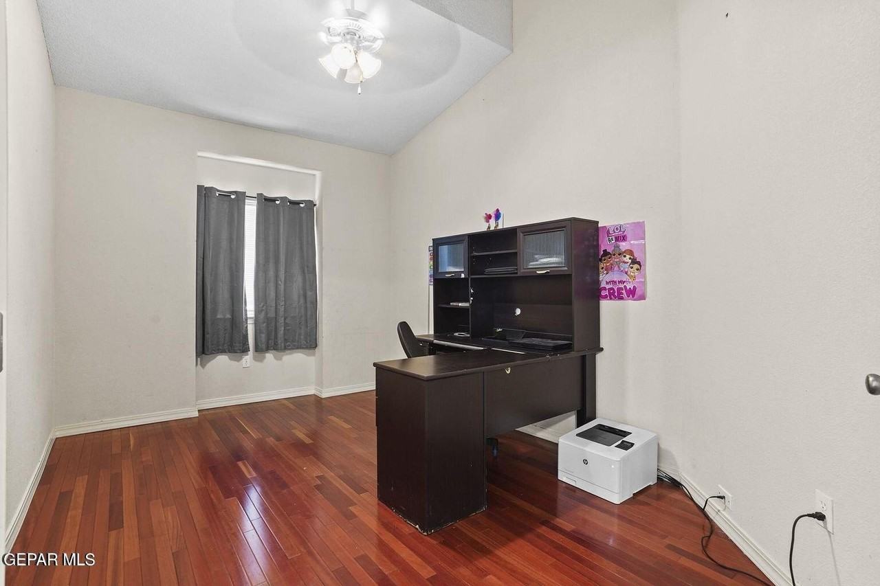 12721 Tuscan Hills Pl - Photo 6 of 32