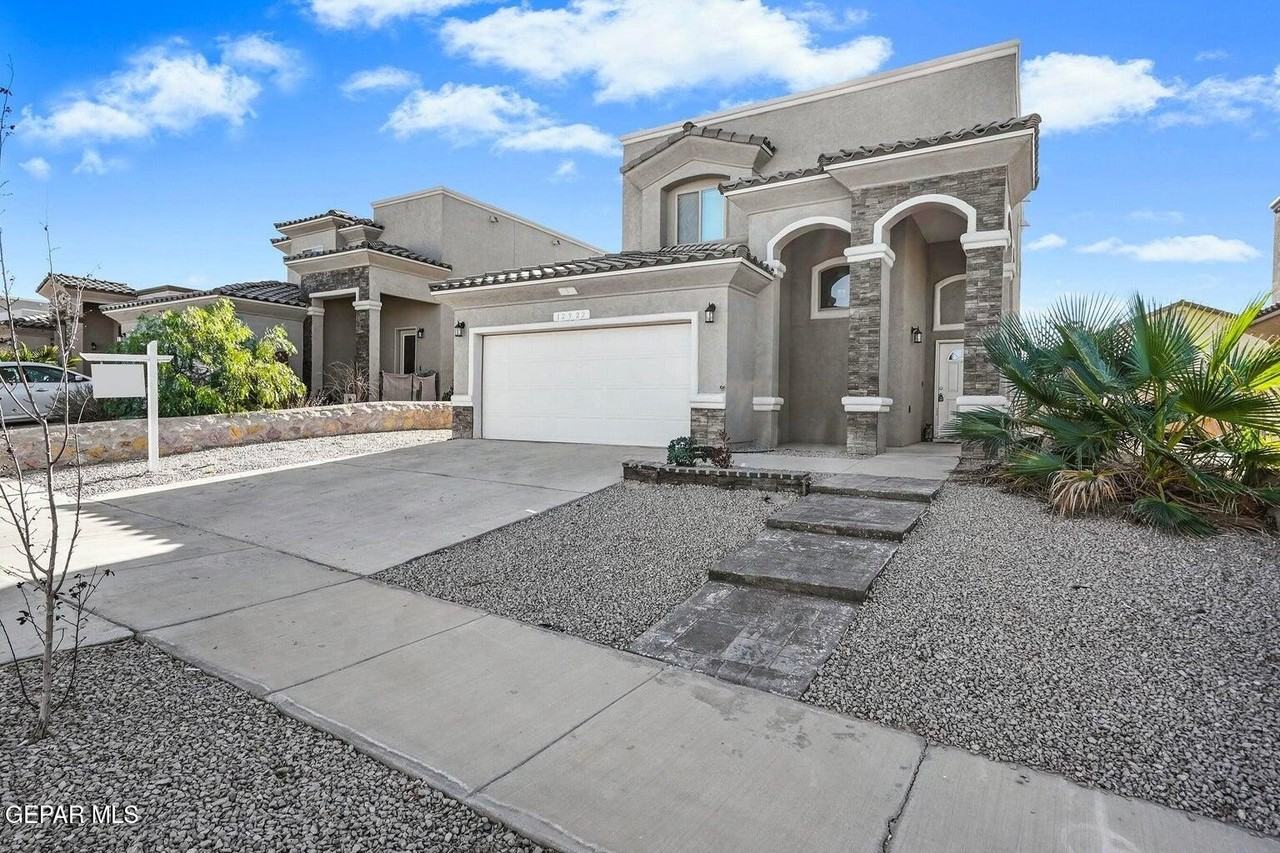 12922 Clevedon St - Photo 4 of 26