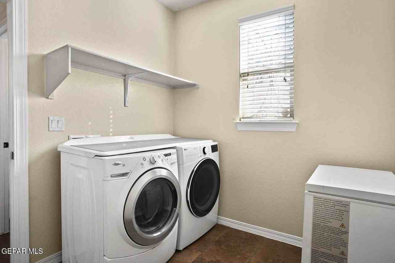 13157 Lost Willow - Photo 4 of 31