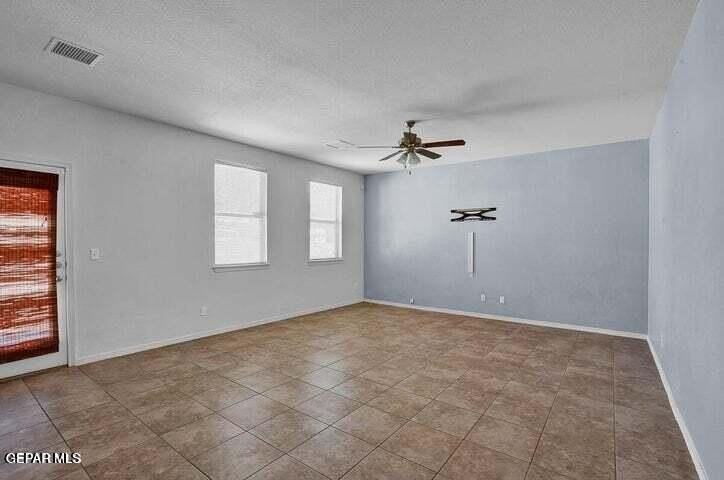 14517 Jesus Almeida - Photo 5 of 26