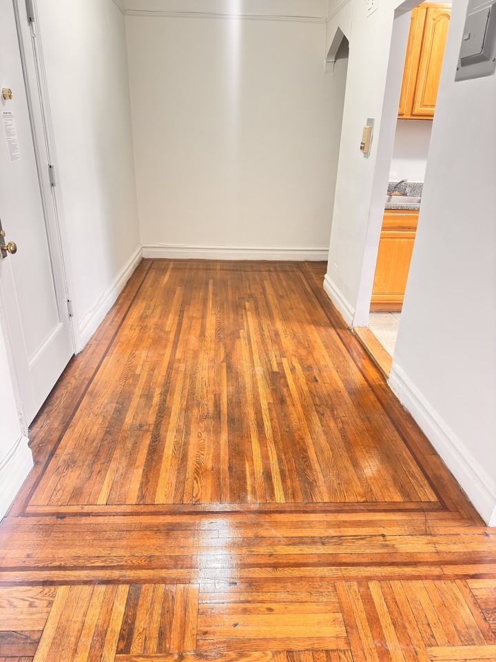 141-25 Northern Boulevard #6F - Photo 4 of 10