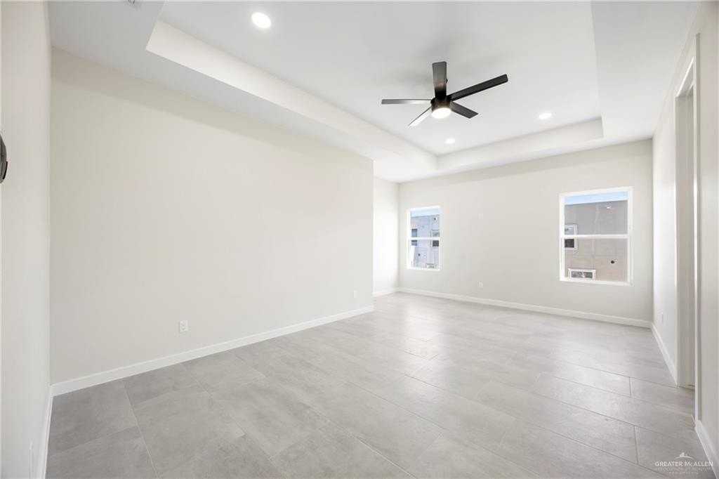 2205 Dorado Dr - Photo 7 of 22