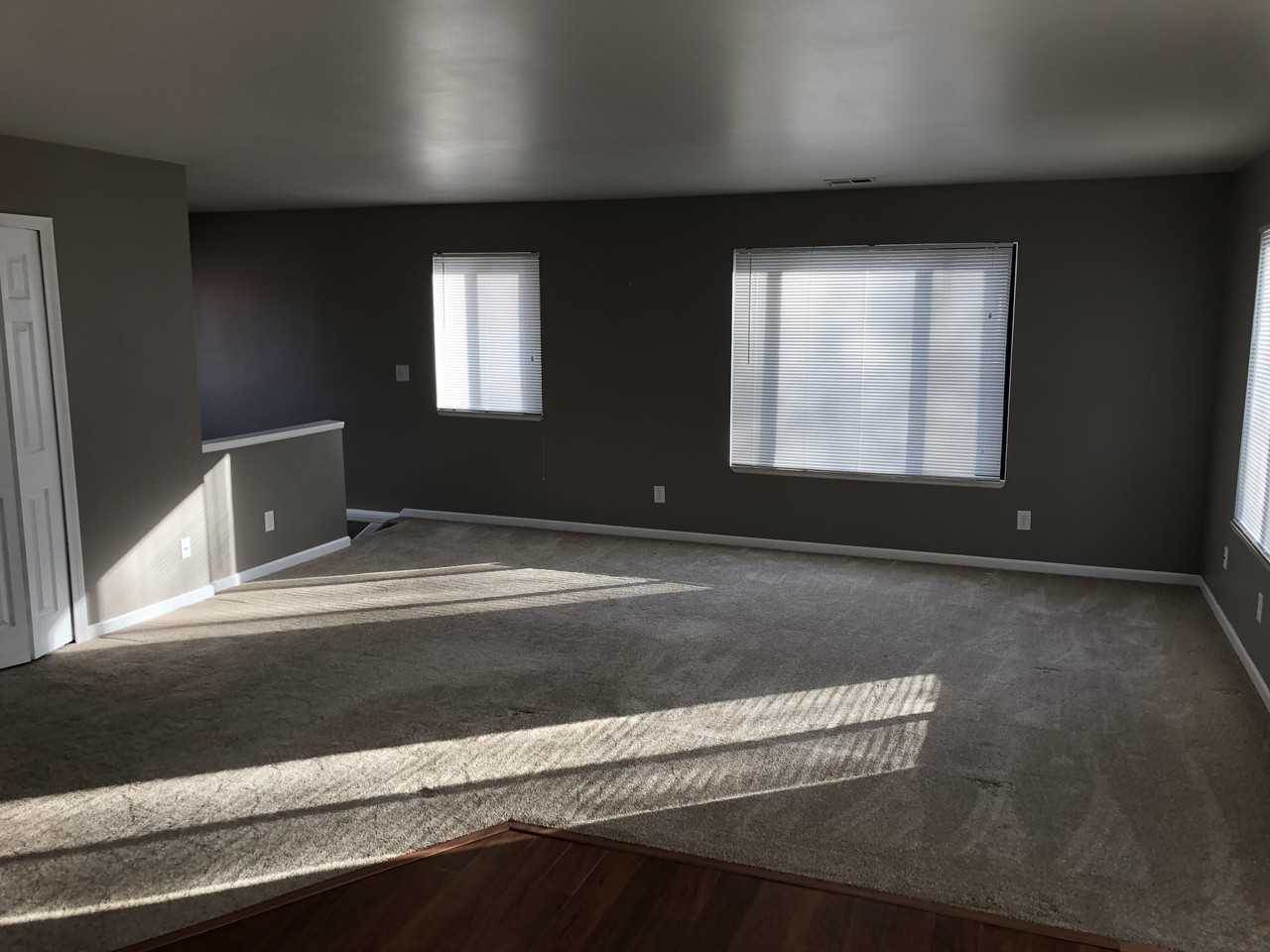 679 Karmada St - Photo 4 of 8