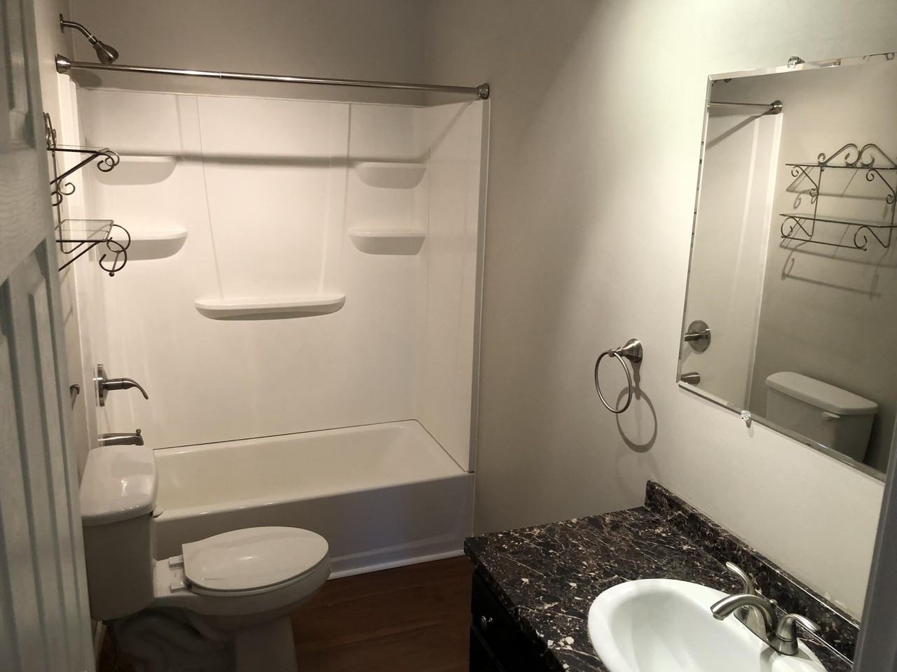 679 Karmada St - Photo 5 of 8