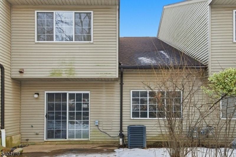 403 Union St - Photo 3 of 27