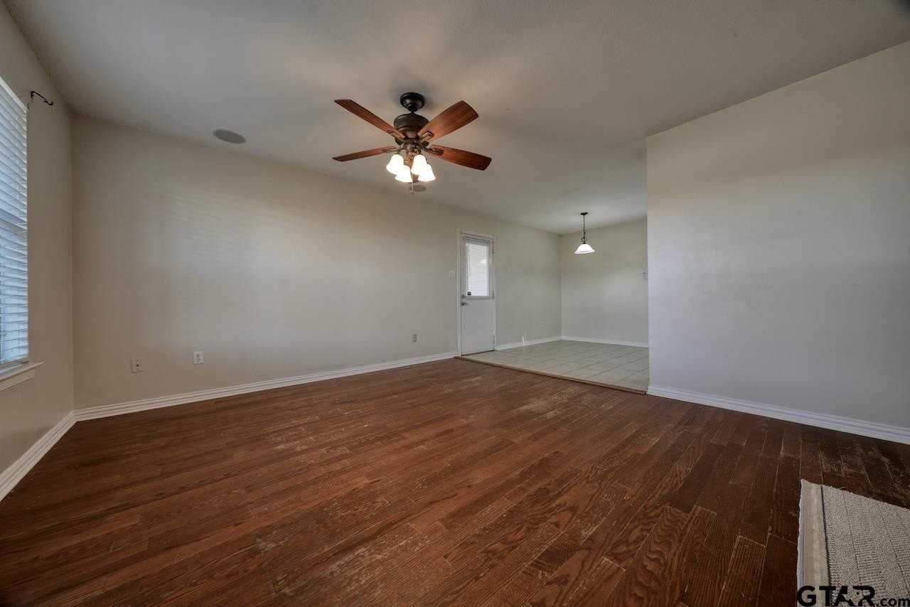 1108 Brad Cir - Photo 7 of 42