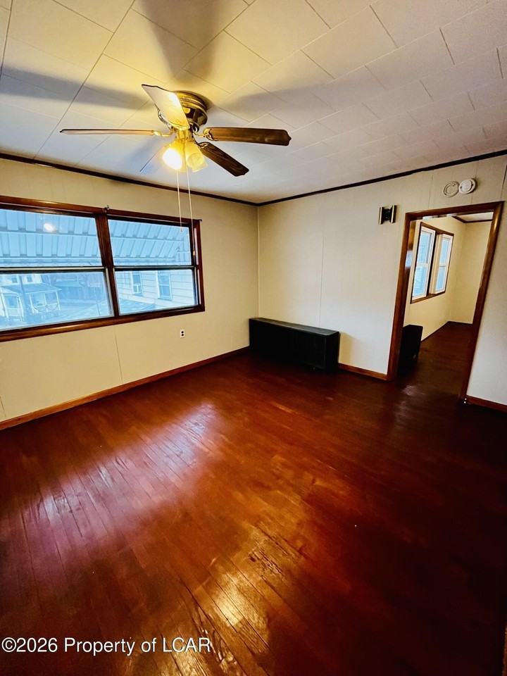 7 Trethaway St - Photo 5 of 9