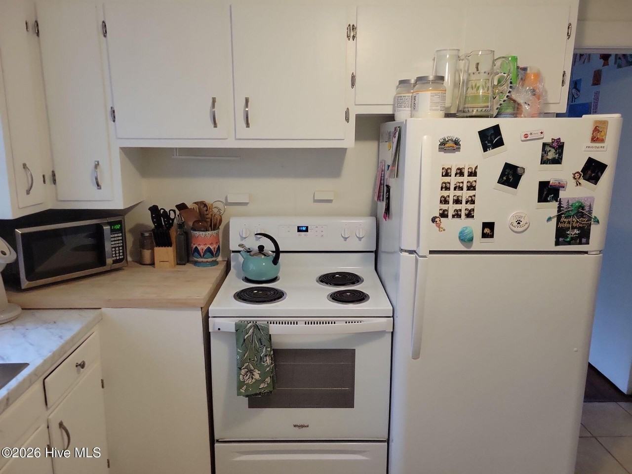 106 N Elm St - Photo 6 of 8