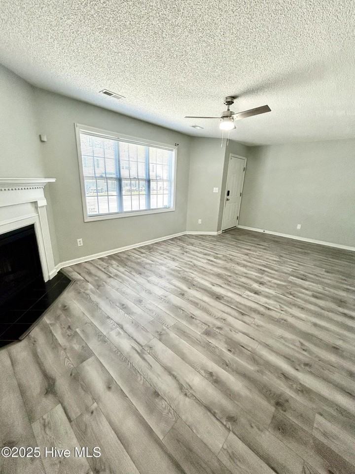 890 Spring Forest Rd Apt I8 #I8 - Photo 4 of 19