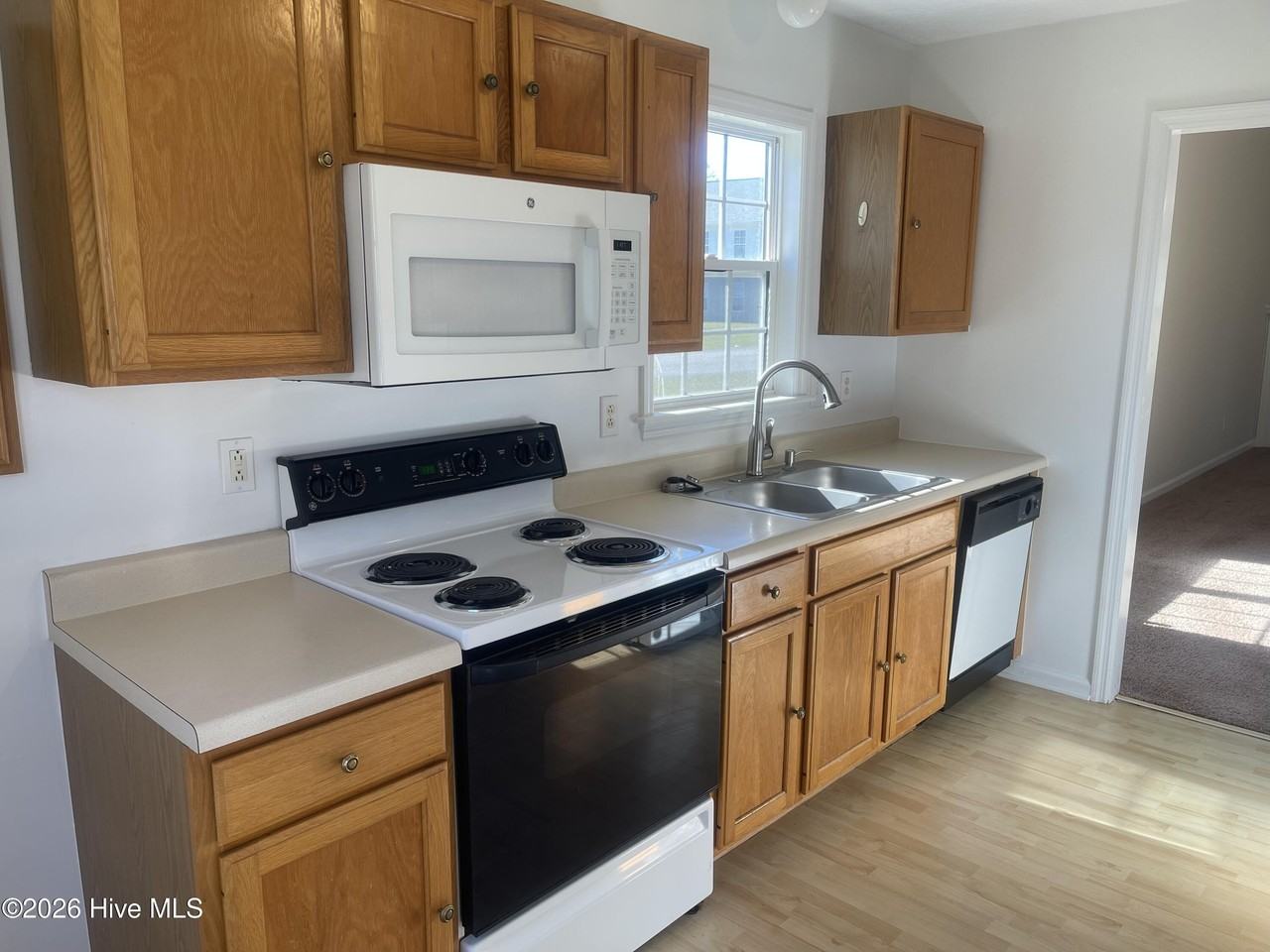 101 Nathan Tisdale Ln - Photo 4 of 14