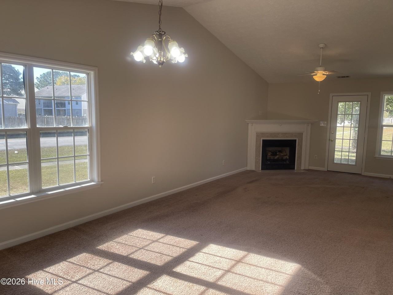 101 Nathan Tisdale Ln - Photo 5 of 14