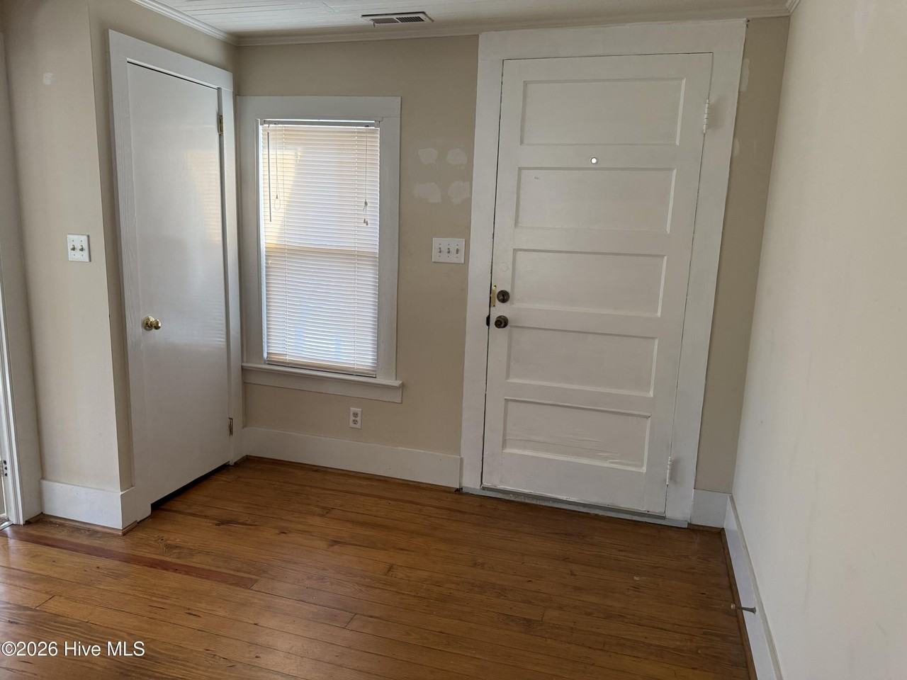 519 Metcalf St - Photo 4 of 22