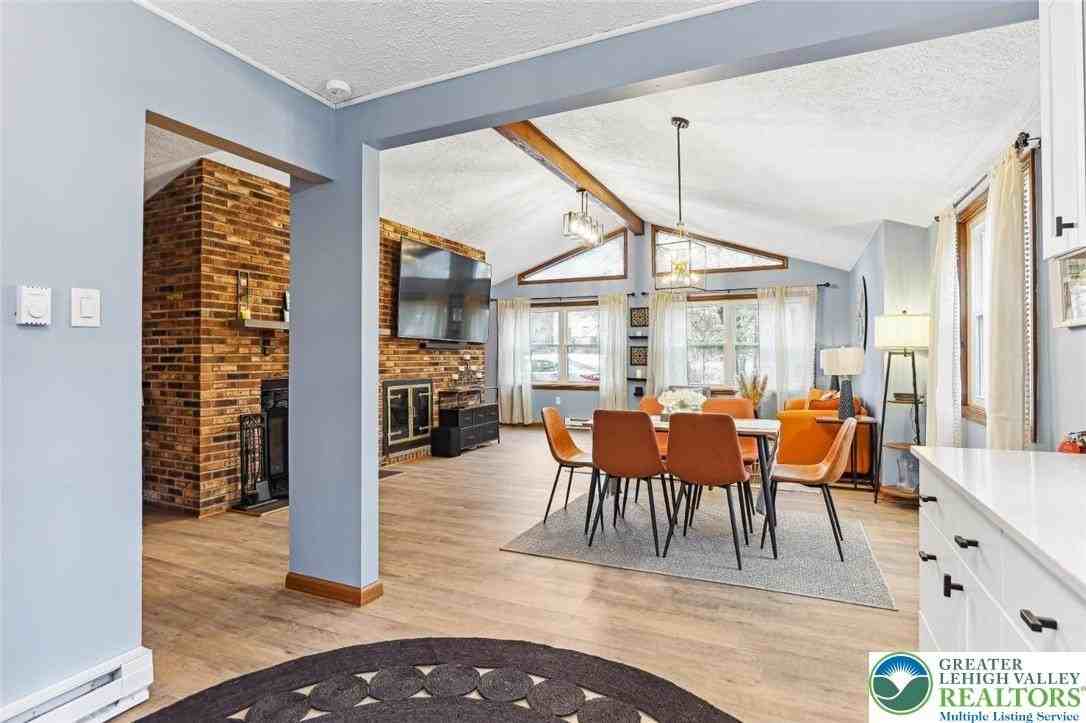 3414 Primrose Ter - Photo 5 of 18