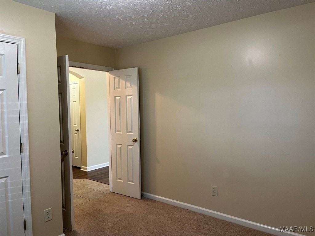 8869 Ashland Park Pl - Photo 7 of 24