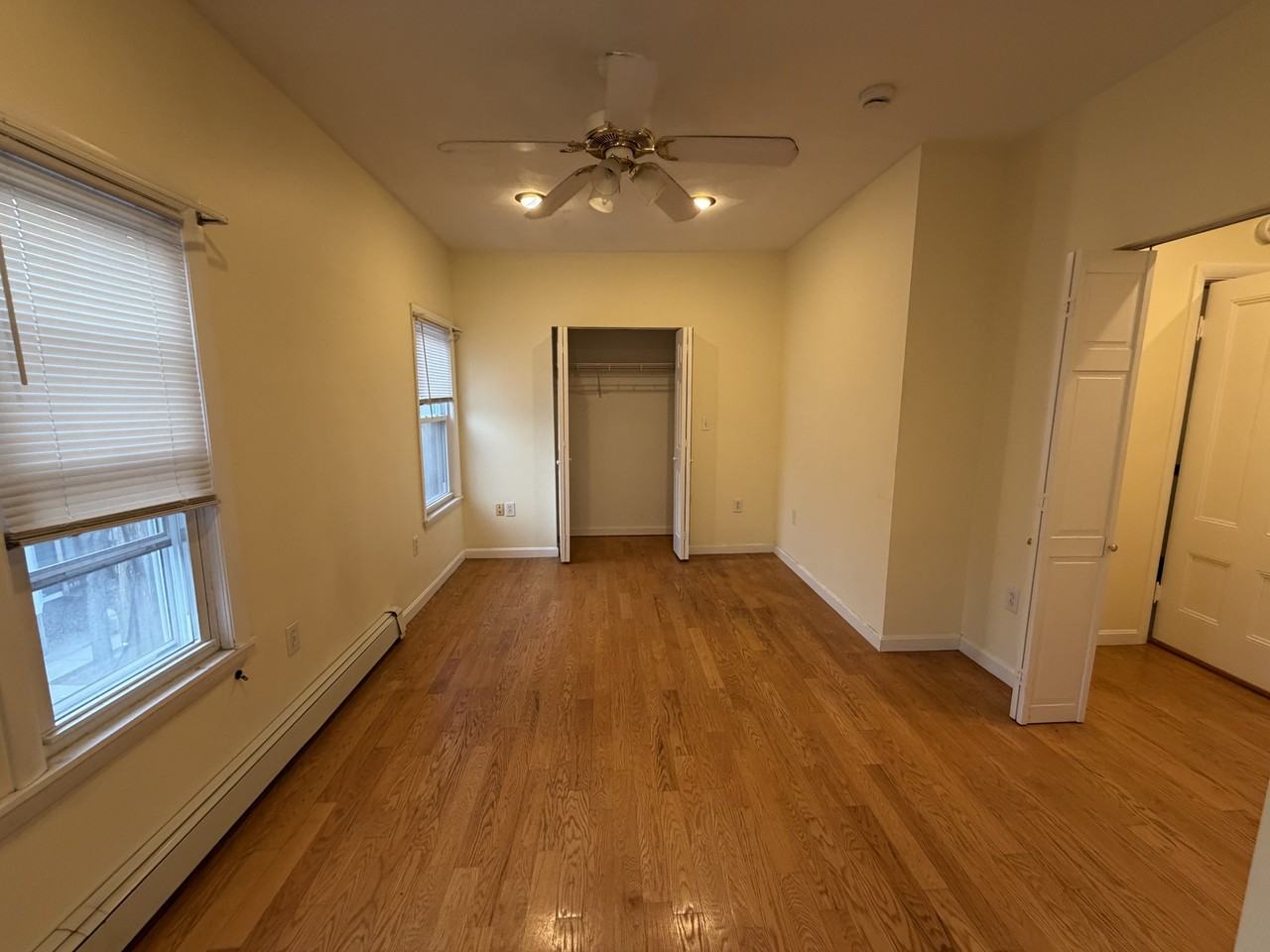 215 Lexington St #3 - Photo 4 of 20