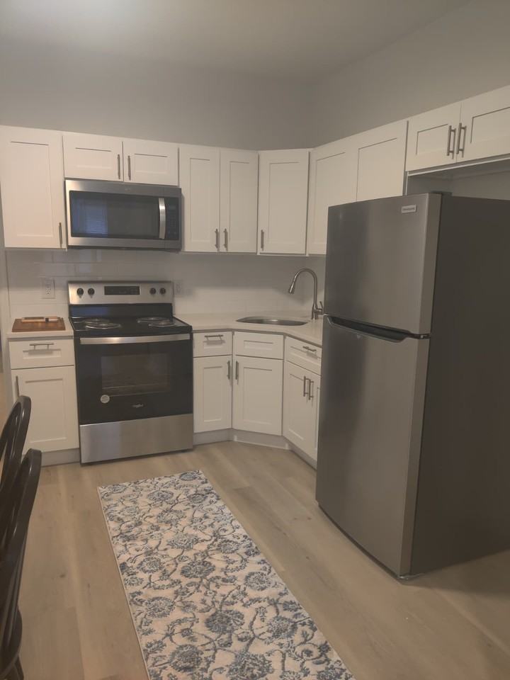 1523 N 30th St #1 - Photo 2 of 10