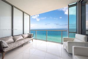 featured image of 17121 Collins Ave #2106