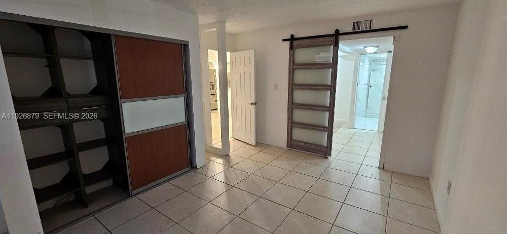 18031 Biscayne Blvd #303 - Photo 6 of 37