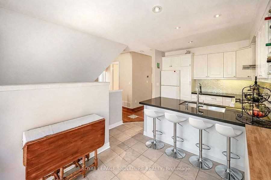 2871 Darien Road #4 - Photo 3 of 19