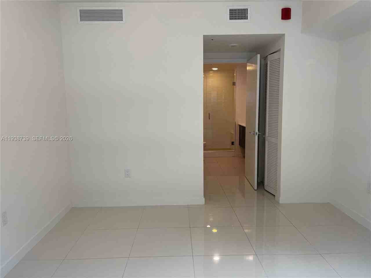 7661 Nw 107th Ave #203 - Photo 5 of 8