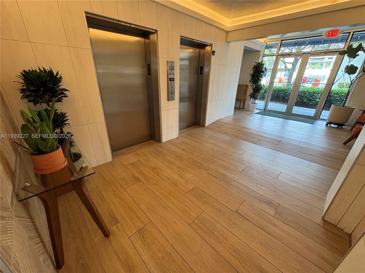 1331 Lincoln Rd #402 - Photo 2 of 8