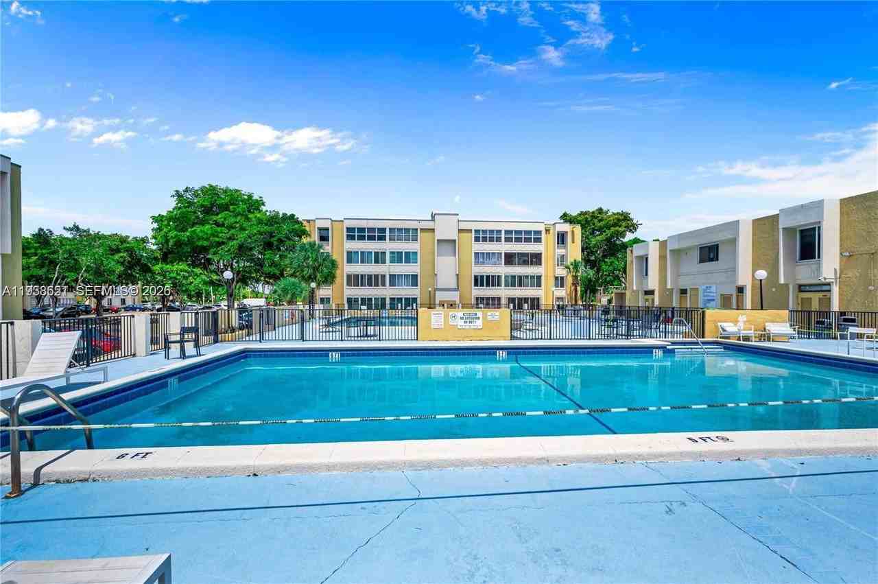 6861 Sw 147th Ave #1H - Photo 2 of 8