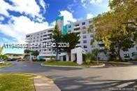 919 Hillcrest Dr #303 - Photo 3 of 44