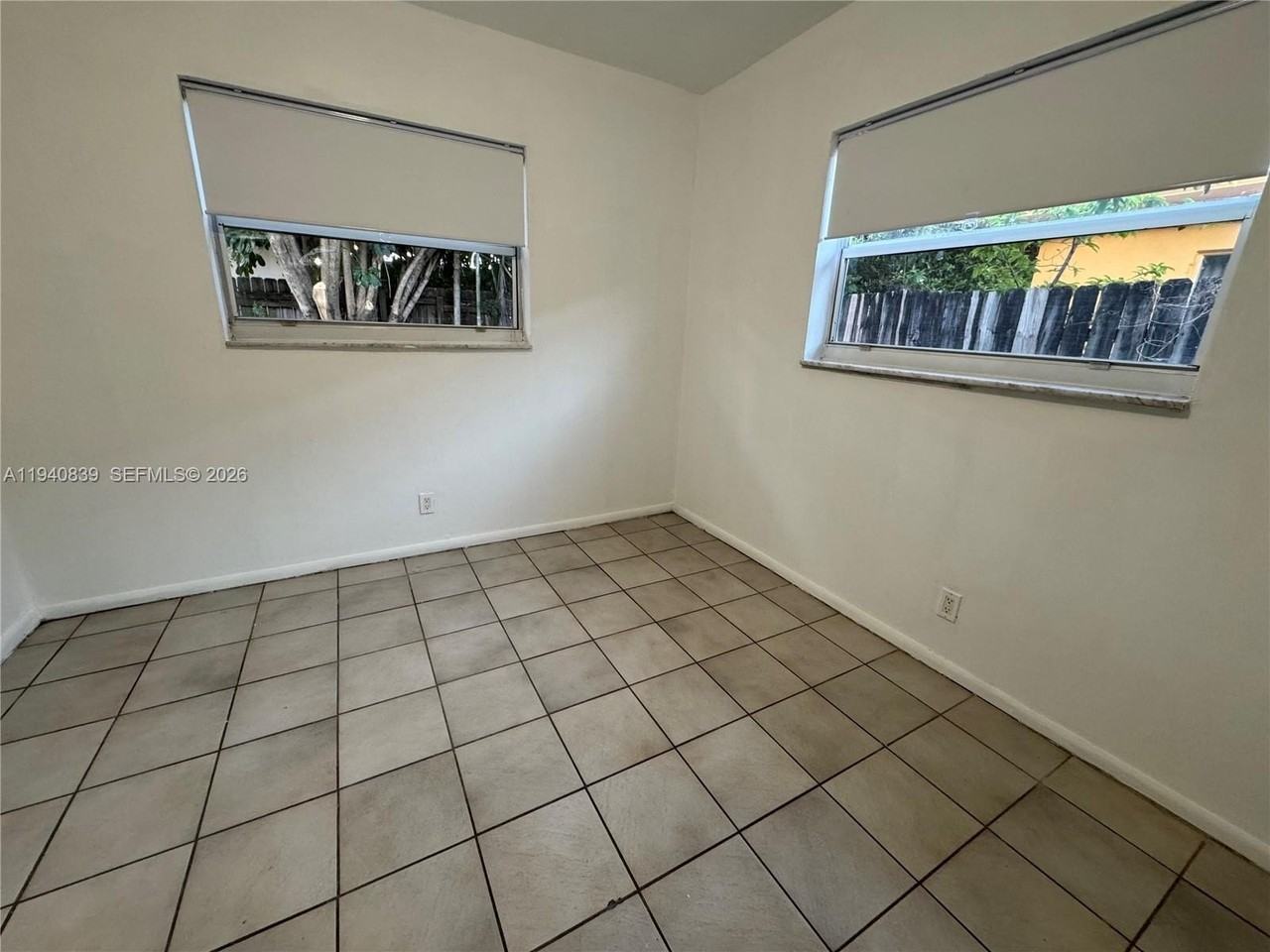 212 Ne 41st St #212 - Photo 5 of 23